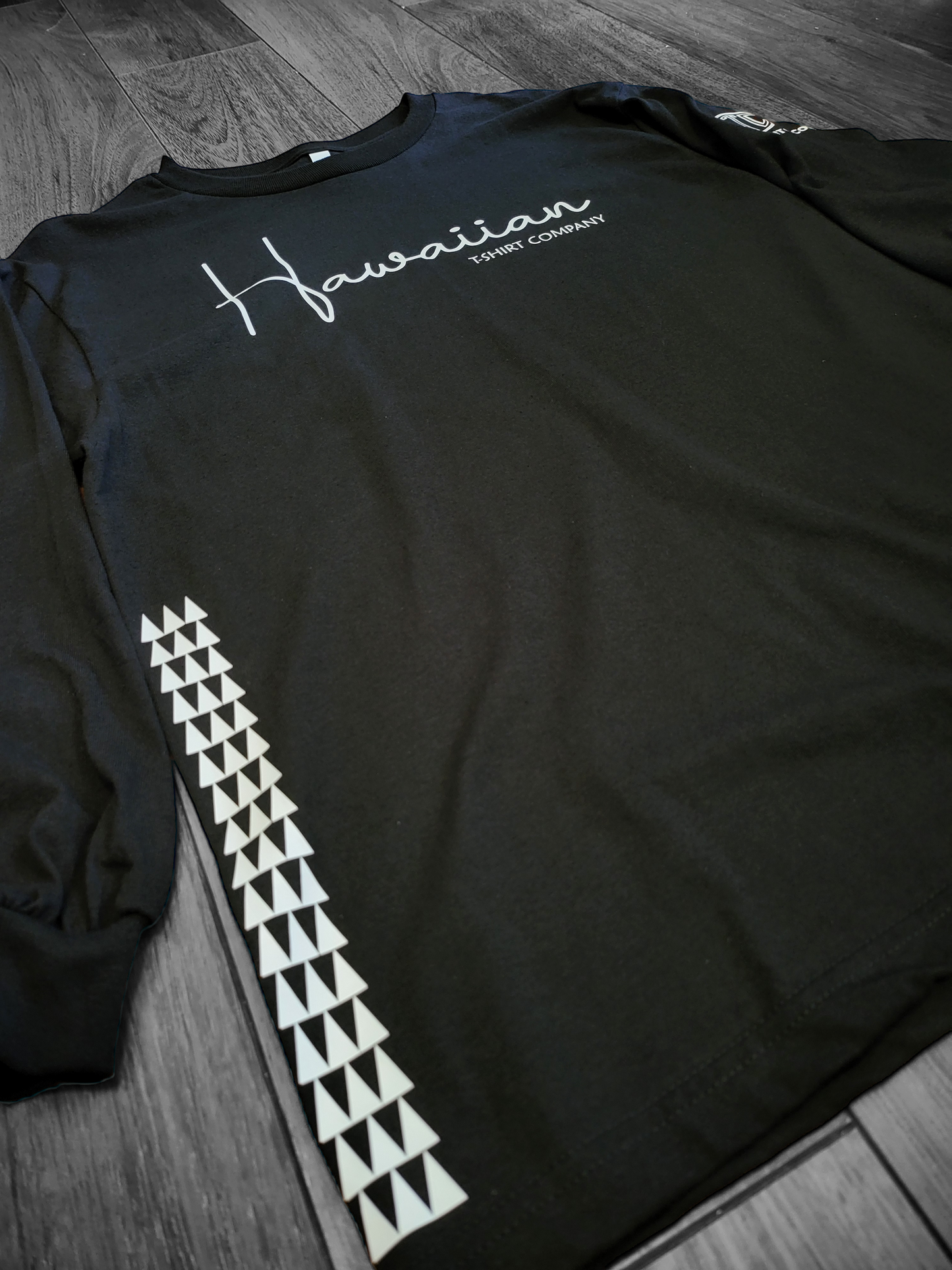 Long Sleeve Signature Series T-shirt (Black)