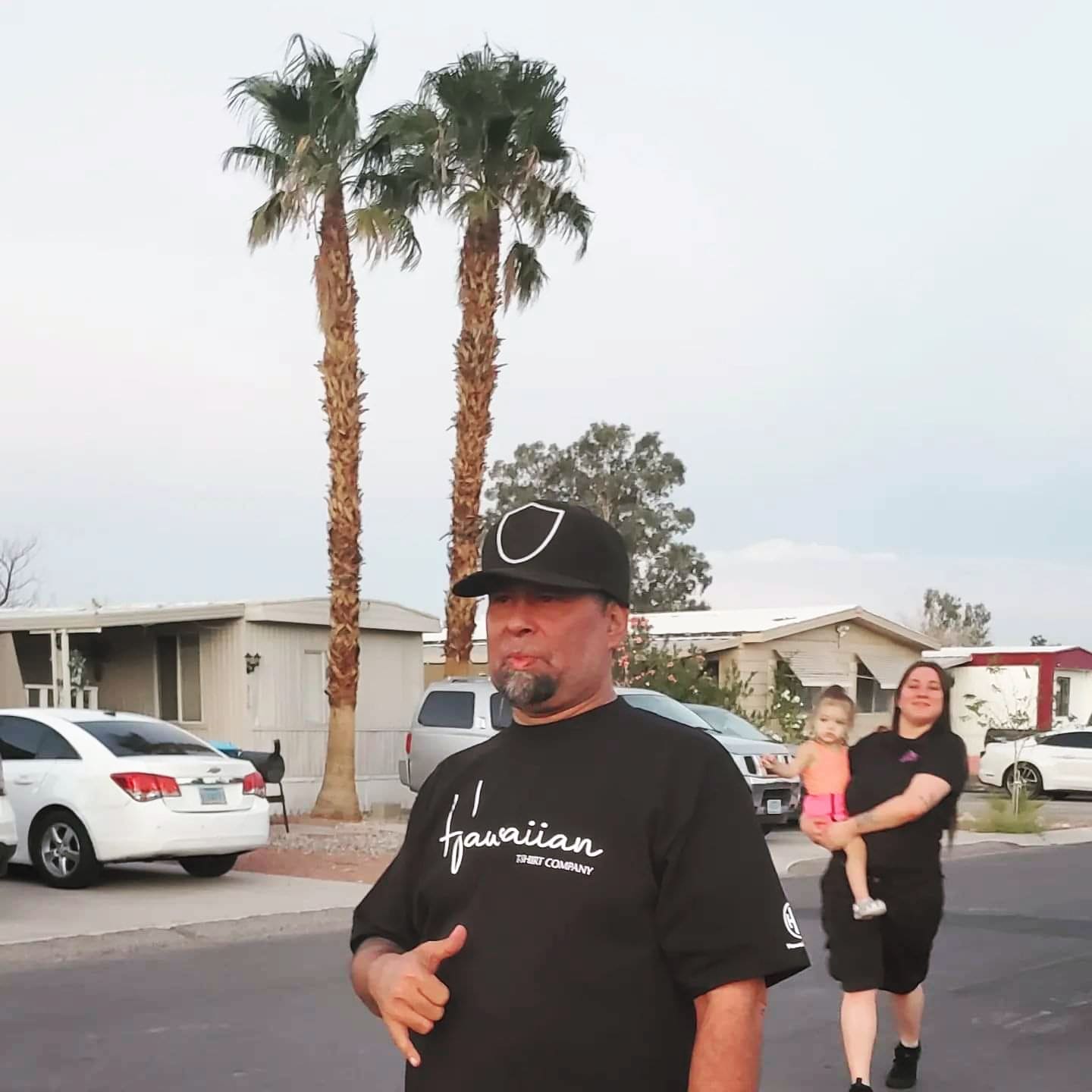 Signature Series T-shirt (Black)